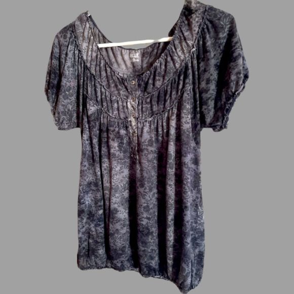 💥Floral Ruffled Shoulder Flowy Blouse - Picture 1 of 7